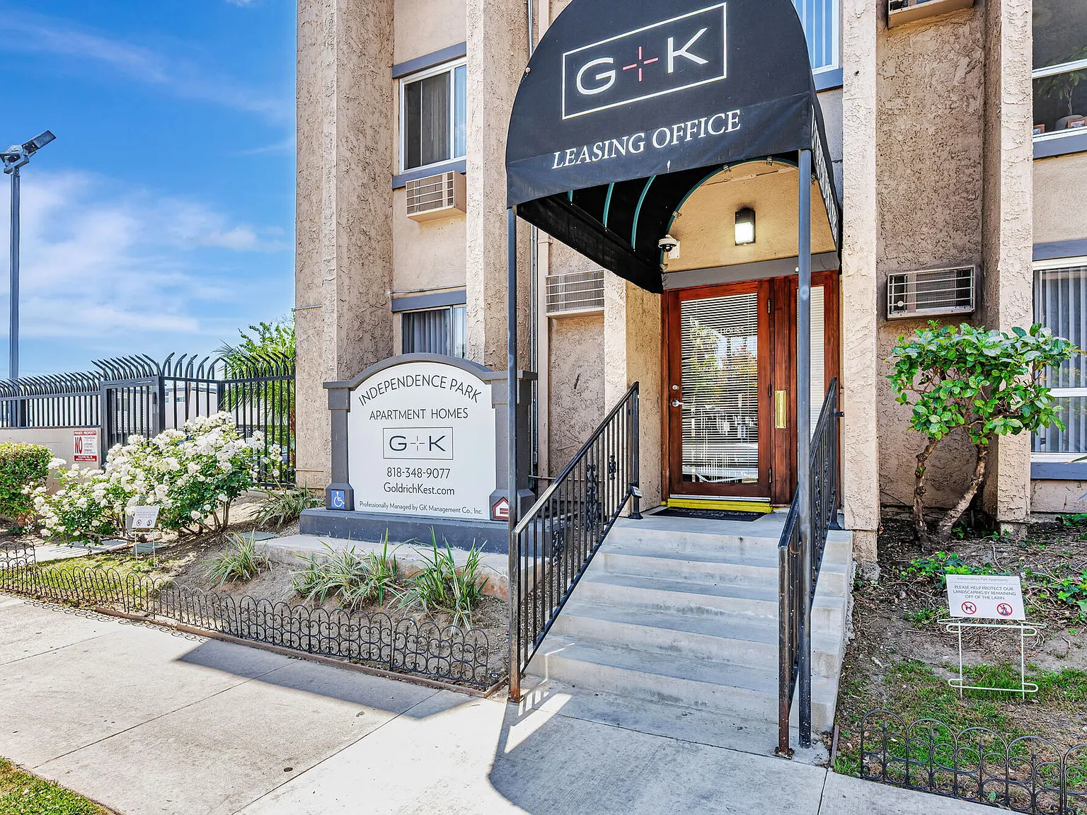 Independence Park Apartments — Photo 4