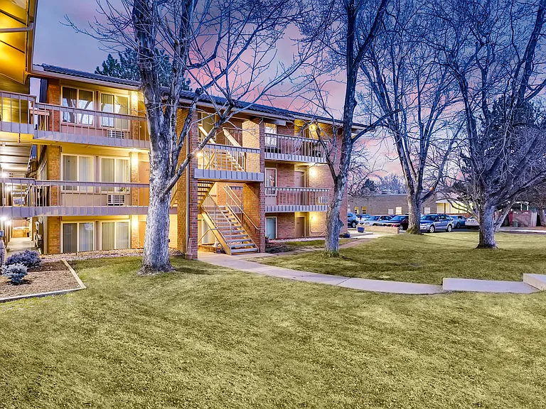 Coronado | Boulder, Co Apartments
