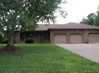 2401 S 14th Ave, Ozark, MO 65721