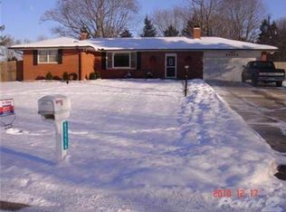 60956 Coachman Dr, South Bend, IN 46614