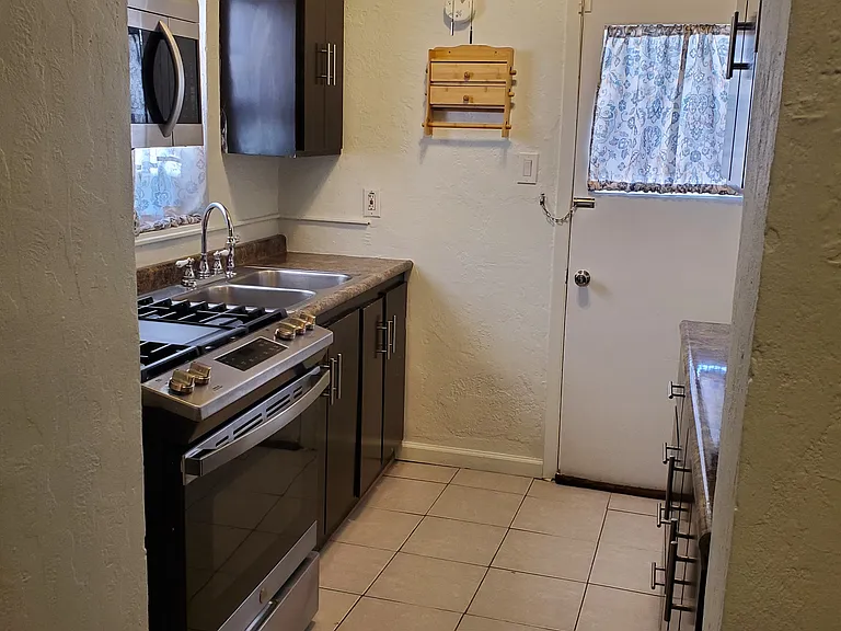 3419 Wyoming Ave — Photo 41