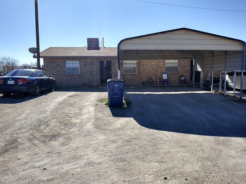 Apt.5 two carport