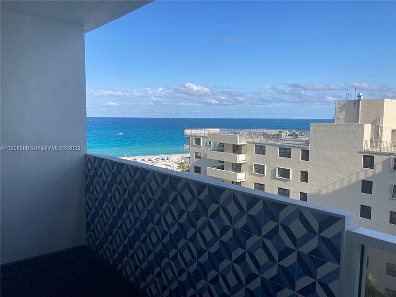 1st image of 100 Lincoln Rd #1128