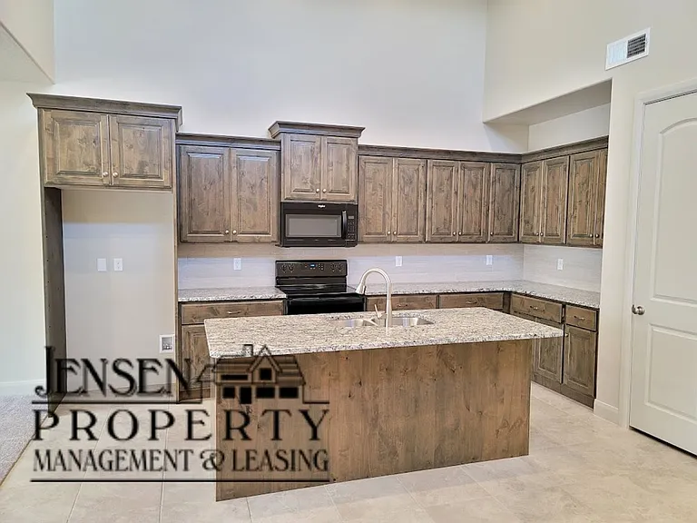 794 N Via Modelo Cir — Photo 14
