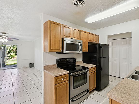 4th image of 1695 Lee Rd APT B106