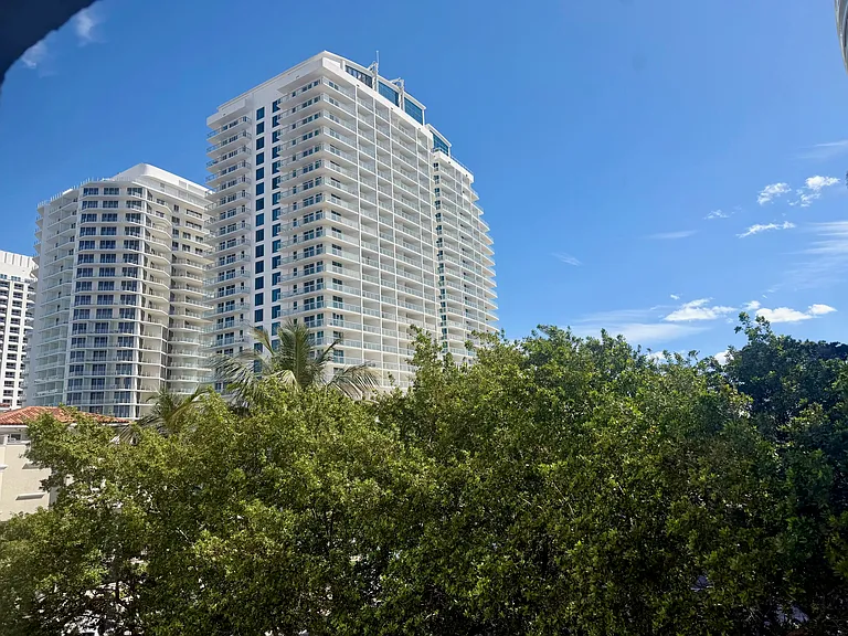 3000 Riomar St #410 — Photo 10