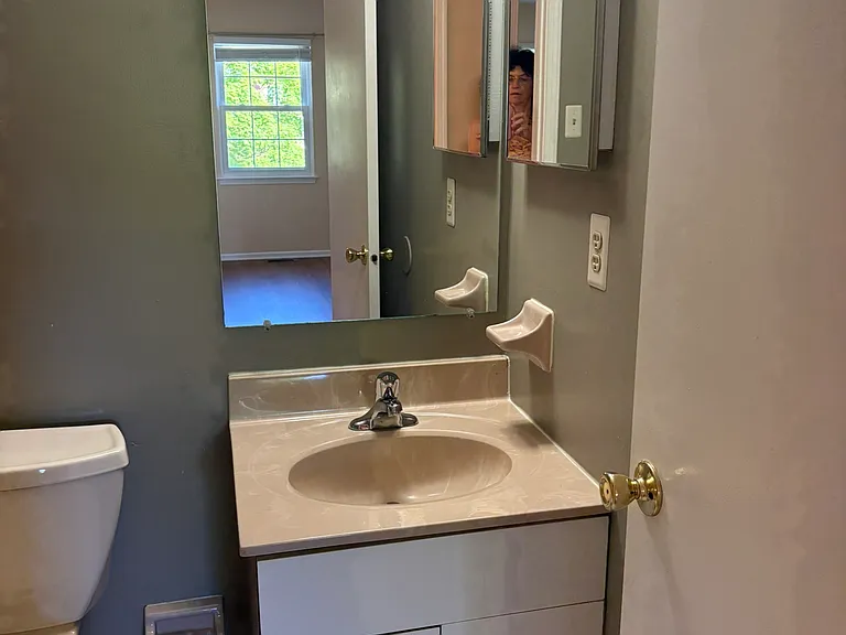 272 Lexington Rd — Photo 18