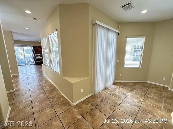 9204 Tudor Park Pl — Photo 4