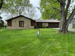 44 Sleepy Hollow Dr, Westfield, IN