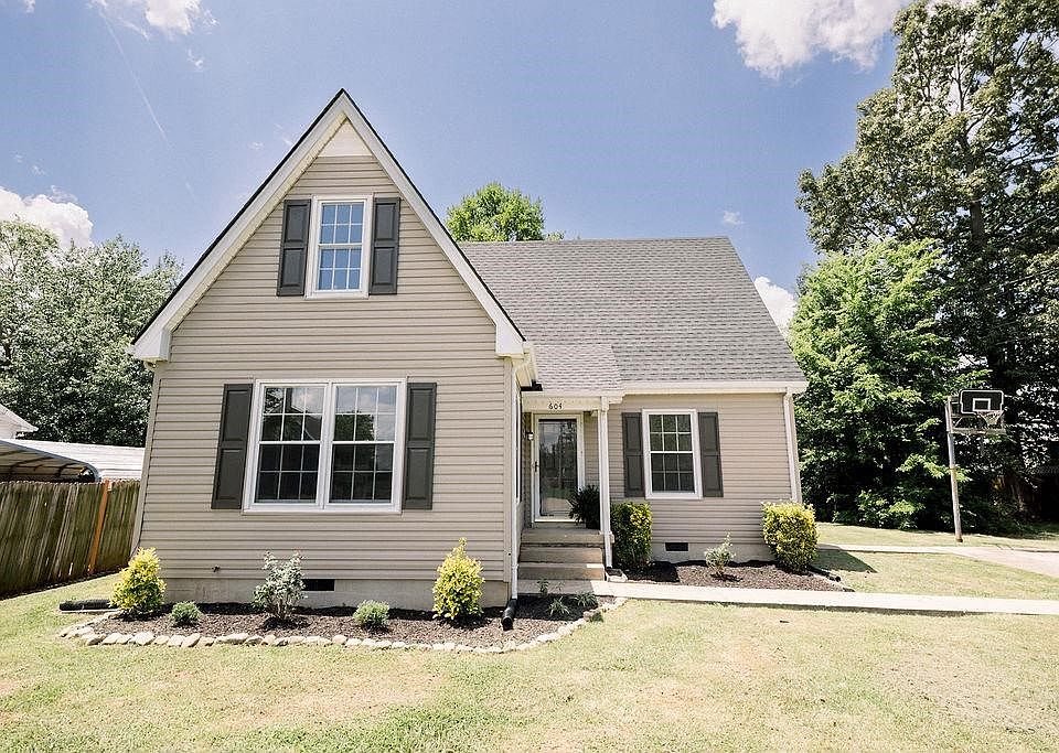 1st image of 604 Wittland Dr