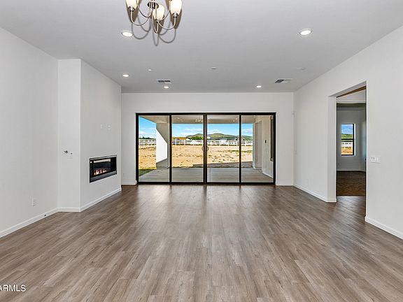 4th image of 2810 DILLON Boulevard