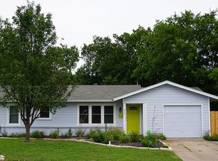 217 SW Moody St, Burleson, TX 76028