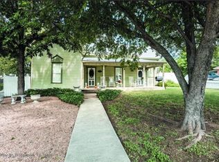 1007 Carpenter St, Bridgeport, TX 76426