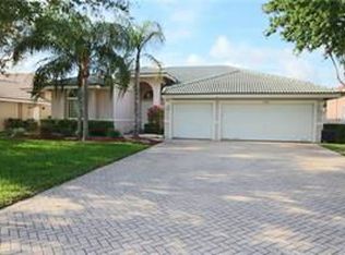 12459 NW 52nd Ct, Pompano Beach, FL 33076