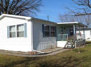 4 Redbud Blvd, Anderson, IN 46013