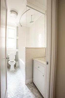 Rented by Stonehenge NYC LLC | media 78