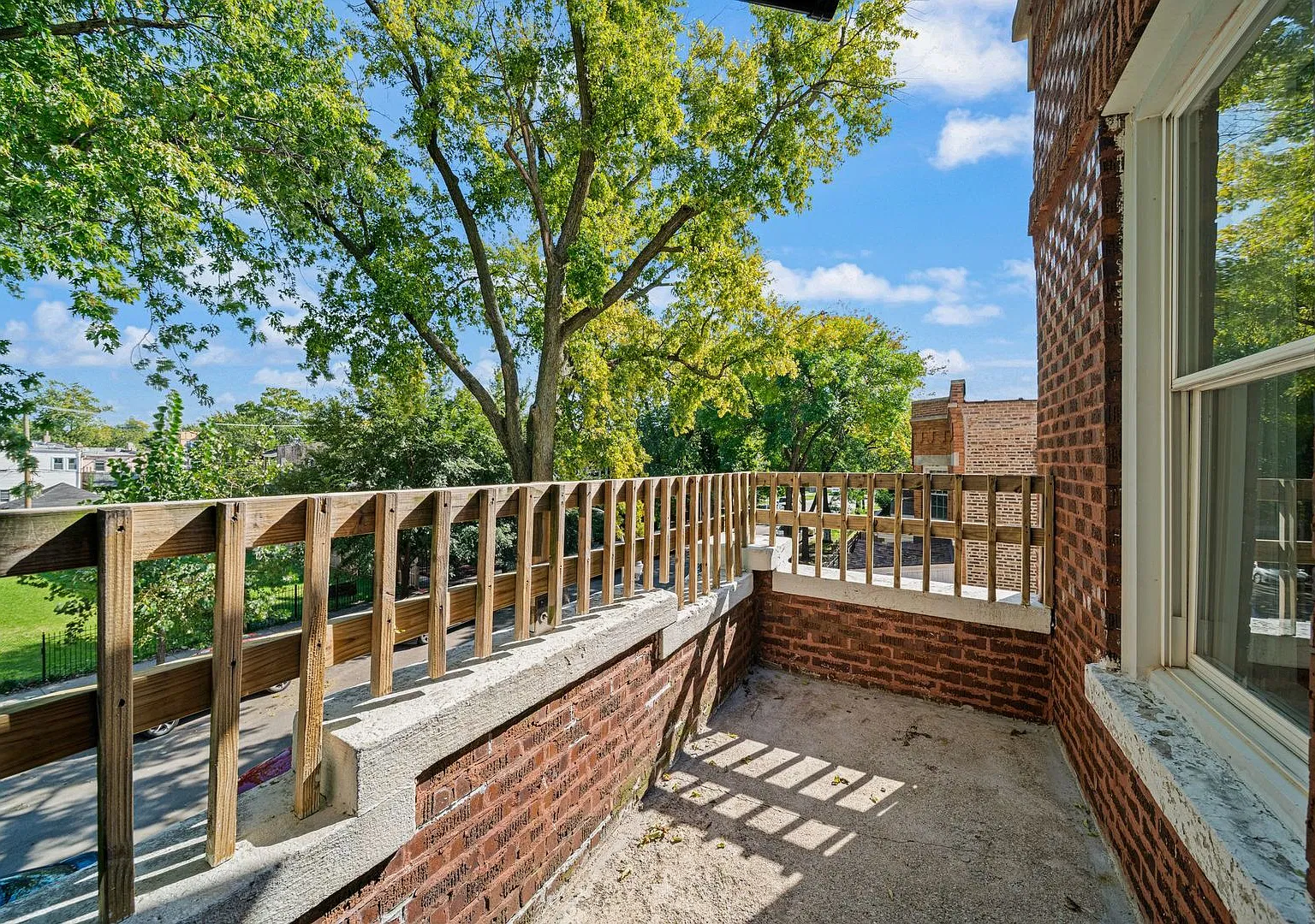 3 bed, $1,900 — Photo 4