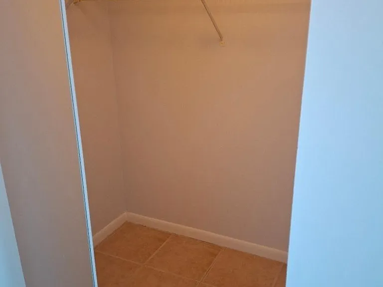 105 Lake Emerald Dr #406 — Photo 15