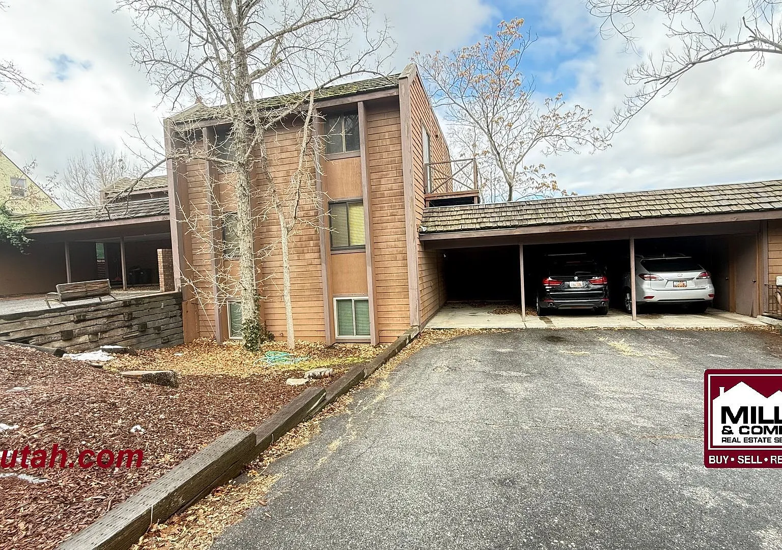 Beautiful 2 bedroom, 1 bath condo. Close to University of Utah. — Photo 1