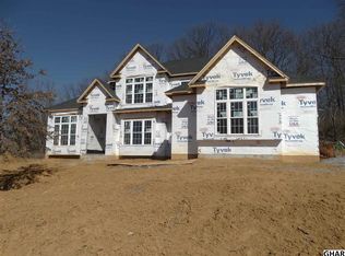 14 Peyton Dr, Carlisle, PA 17015