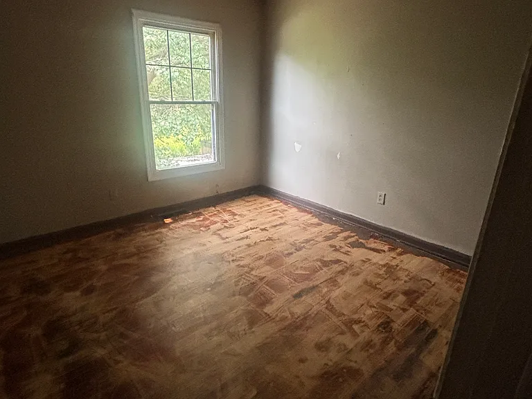 3305 Weeping Willow Ln — Photo 9
