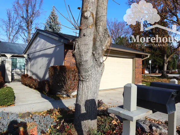 210 W Arrowrock Ln, Boise, ID 83706