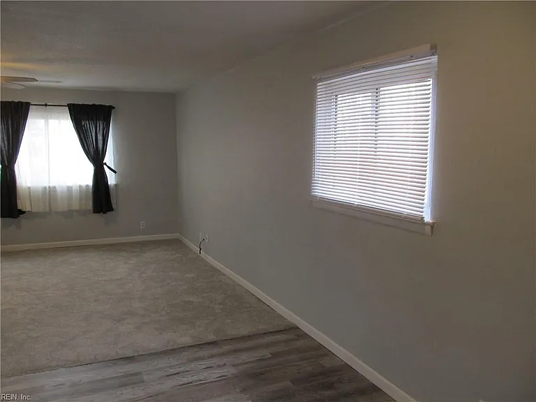 954 Dovercourt Rd — Photo 7