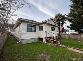 111 N Callow Ave, Bremerton, WA 98312