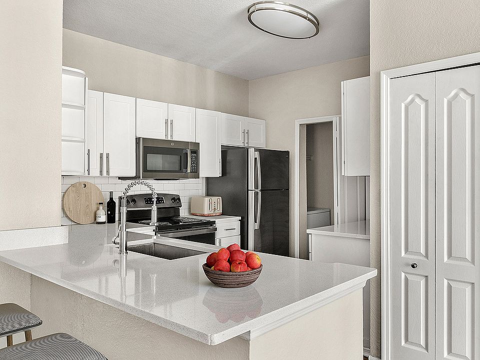 C154030 Amara Metrowest_VS Still_3bed_Kitchen