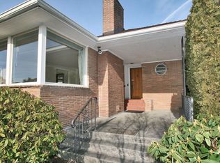 3528 W Howe St, Seattle, WA 98199