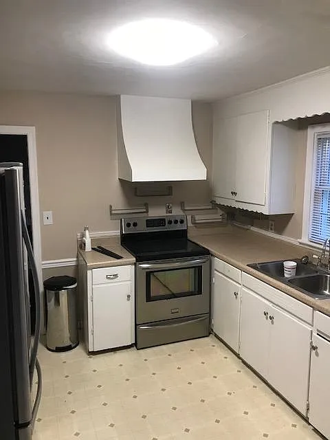 3 bed, 1280 sqft, $1,500 — Photo 3