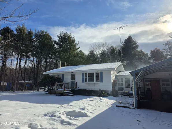 1190-1192 Tamarac Road, Troy, NY 12180
