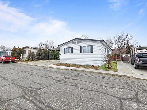 2nd image of 36 Mercury Drive