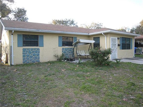 2nd image of 924 S Park Ct