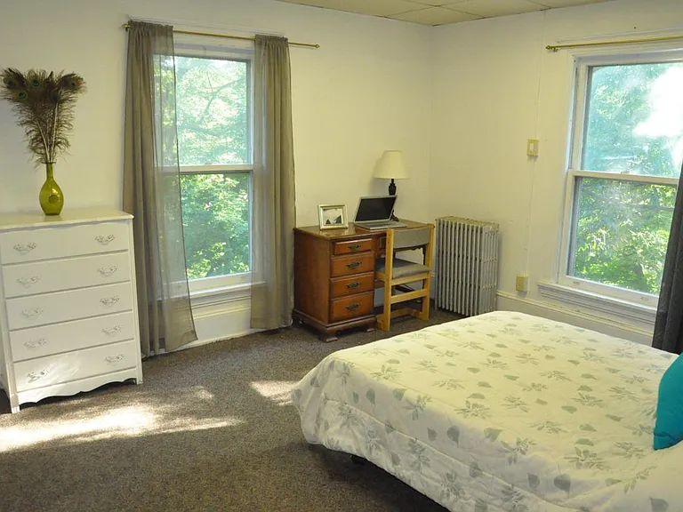 118 Ferris Pl #2 — Photo 9