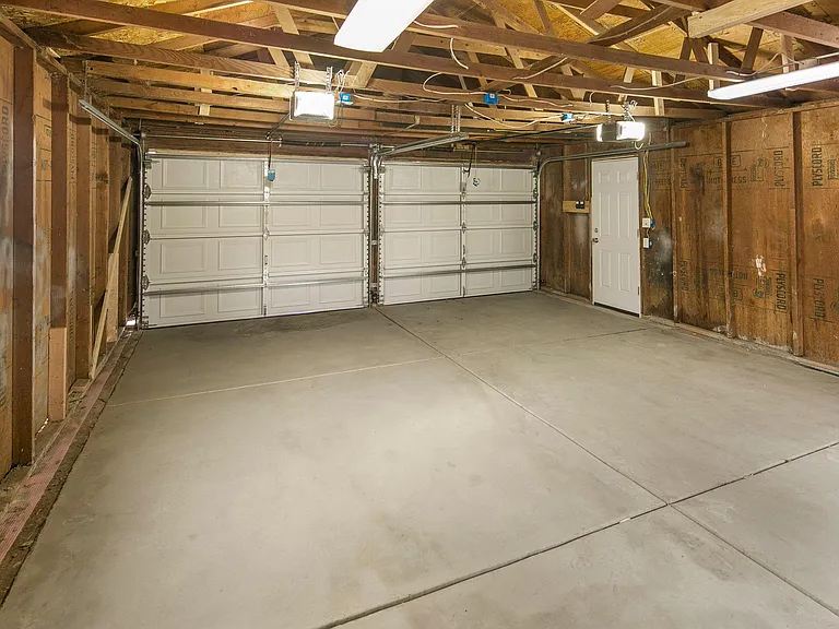 108 S Dorothy Ave — Photo 21