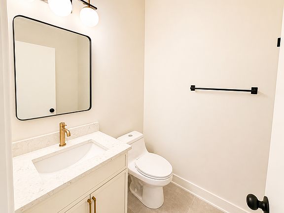 2nd image of 3132 N Ridgeway Ave #2