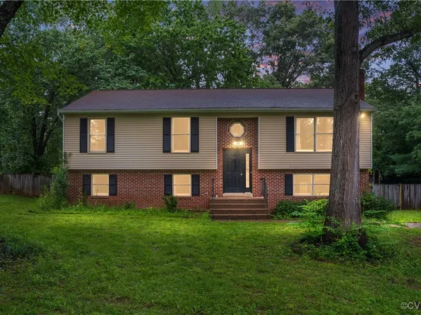 15 Hay Barn Rd, Stafford, VA 22556