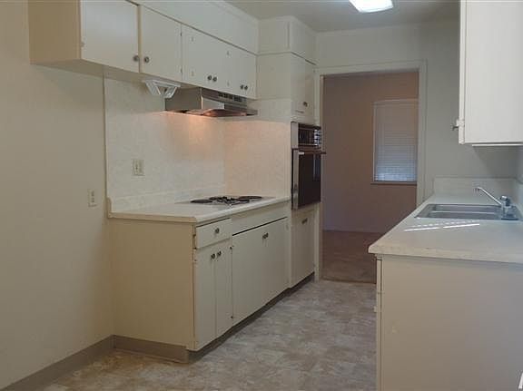 2nd image of 5428 Tiburon Way