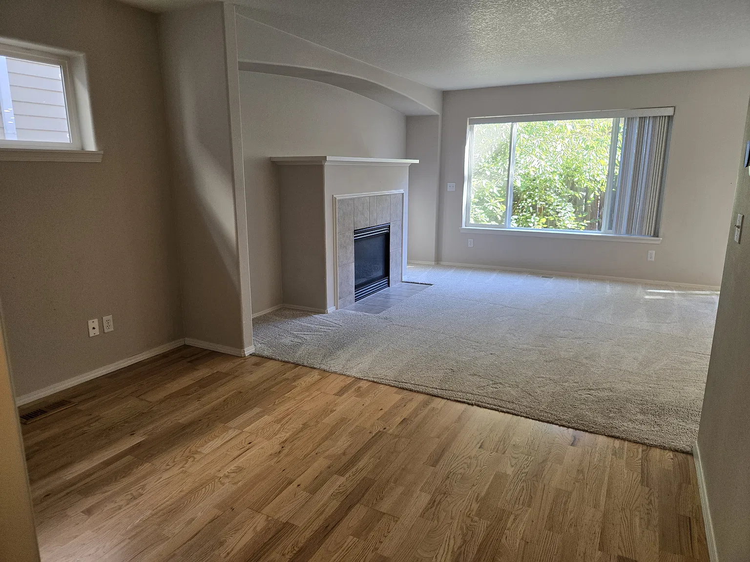 3 bed, 2.5 bath, 1571 sqft, $2,695 — Photo 4