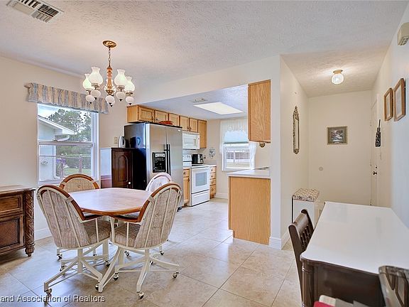 3rd image of 1815 Key Lake Dr