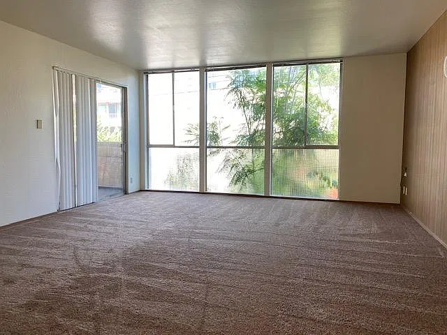 2 bed, $2,375 — Photo 2