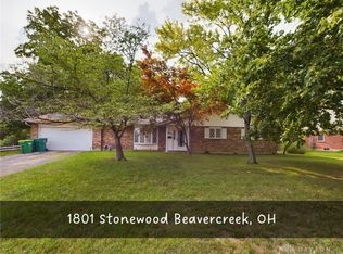1801 Stonewood Dr, Dayton, OH 45432