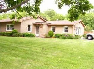 5943 Campbell Blvd, Lockport, NY 14094