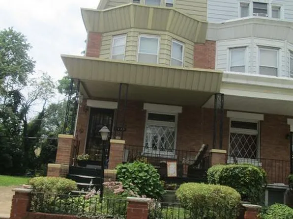 6134 Morton St, Philadelphia, PA 19144