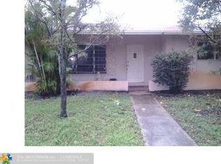 5621 SW 5th St, Plantation, FL 33317