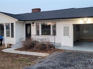 3386 Plateau Rd, Newton, NC 28658