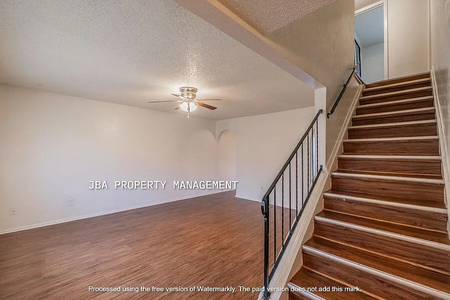 Spacious 1,440 Sq. Ft. Townhome with Fenced Backyard — Photo 4