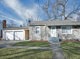 1109 Fairbanks Ave, Kalamazoo, MI 49048