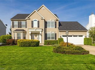 5866 Northampton Dr, Medina, OH